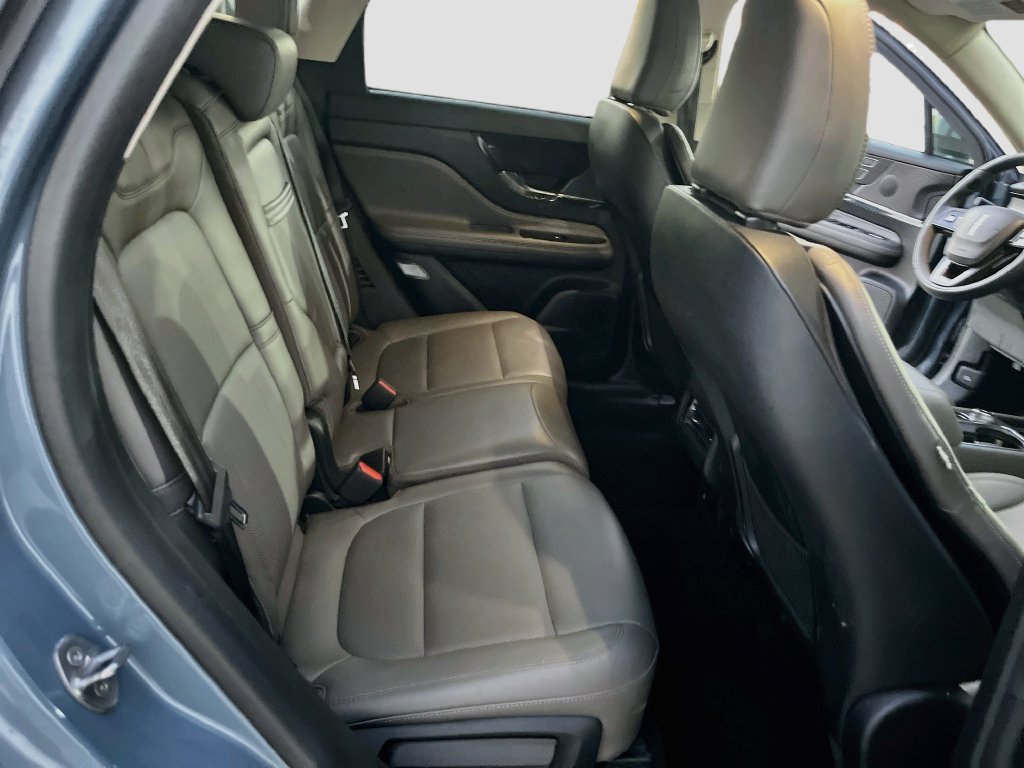 Used 2024 Lincoln Corsair AWD w/ Equipment Group 101A image 28