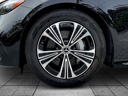 Certified 2025 Mercedes-Benz E 350 4MATIC Sedan image 38