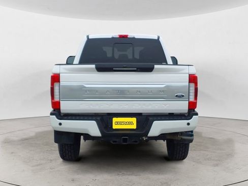 Used 2017 Ford F350 Platinum w/ Platinum Ultimate Package image 4