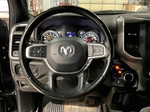 Used 2021 RAM 1500 Big Horn image 5