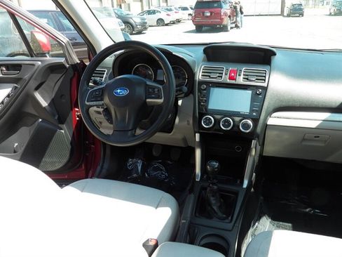 Used 2016 Subaru Forester 2.5i Premium AWD/4WD image 15