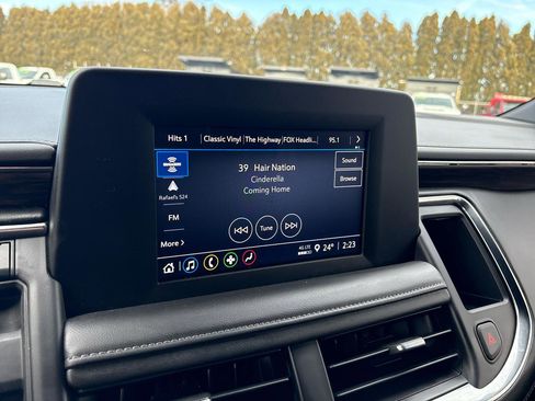 Used 2023 Chevrolet Tahoe LS image 16