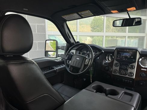 Used 2015 Ford F350 Lariat AWD/4WD image 42