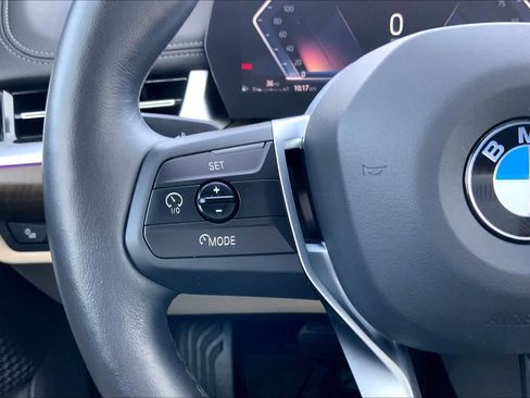 Used 2025 BMW X1 xDrive28i w/ Premium Package image 21