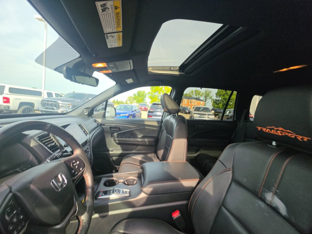 Used 2024 Honda Passport TrailSport image 15