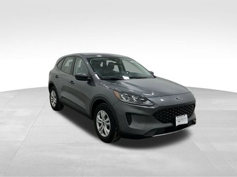 Used 2022 Ford Escape S image 5