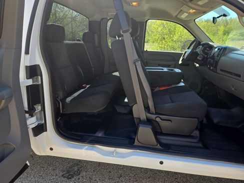 Used 2013 Chevrolet Silverado 2500 W/T RWD image 18