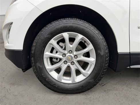Used 2021 Chevrolet Equinox LT image 14