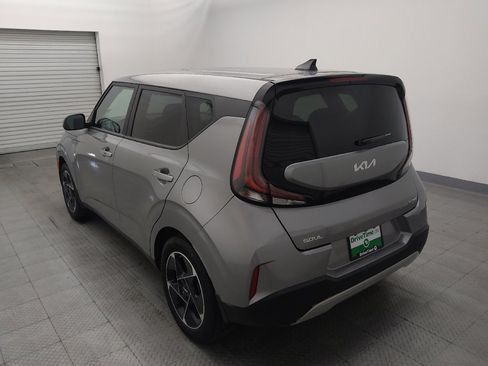 Used 2025 Kia Soul EX image 5