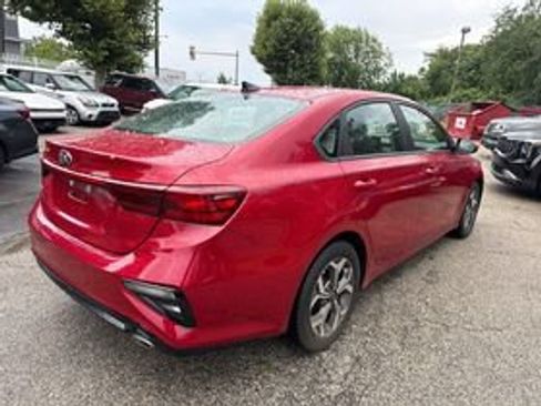 Used 2020 Kia Forte LXS FWD image 5