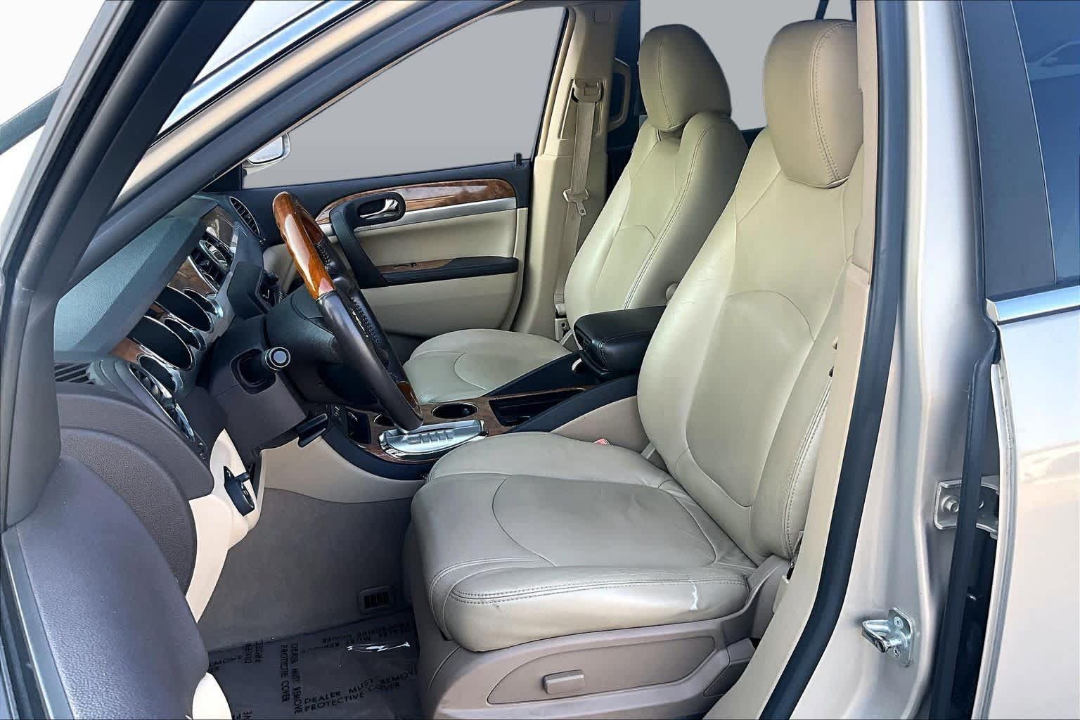 Used 2009 Buick Enclave CX w/ Driver Confidence Package FWD image 7