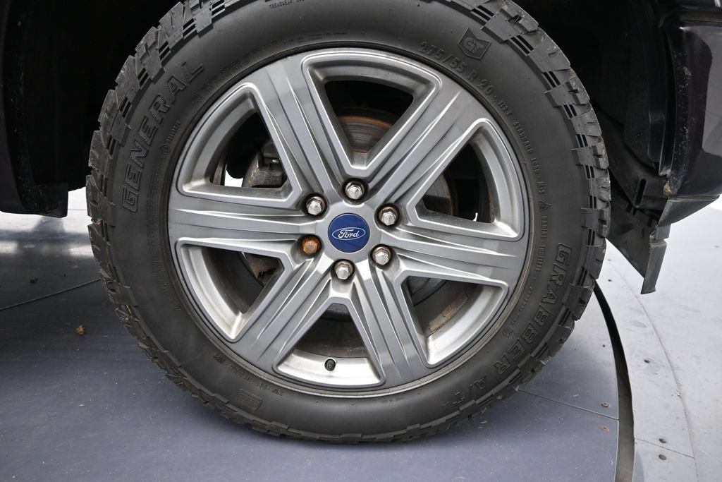 Used 2019 Ford F150 XLT w/ Equipment Group 302A Luxury AWD/4WD image 33