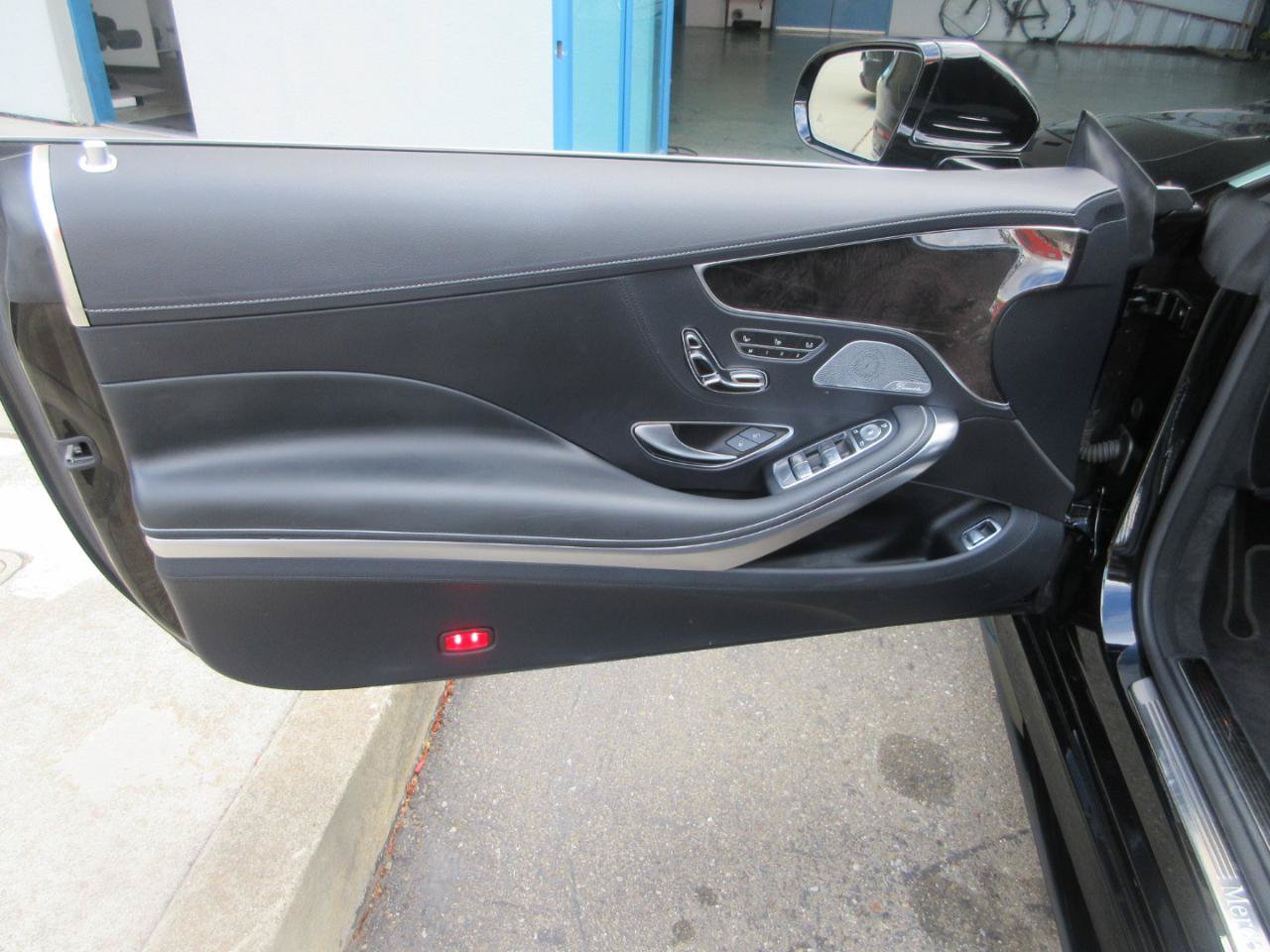 Used 2020 Mercedes-Benz S 560 4MATIC Coupe w/ AMG Line Exterior image 5