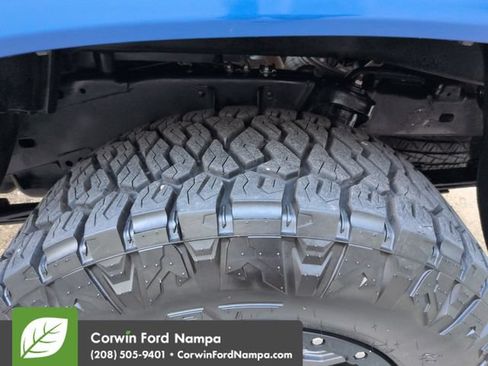 Used 2018 Toyota Tacoma SR5 AWD/4WD image 30