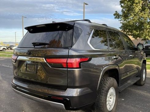 Used 2024 Toyota Sequoia Limited image 6