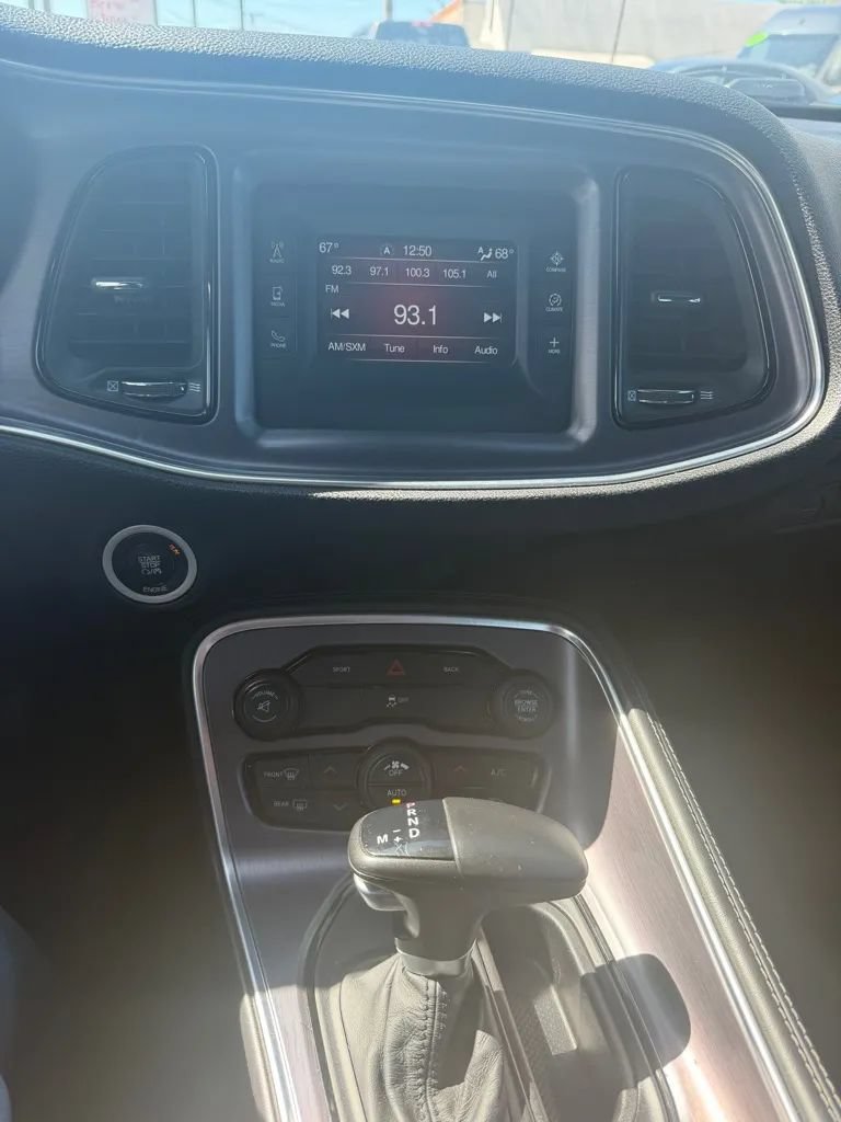 Used 2016 Dodge Challenger SXT RWD image 16