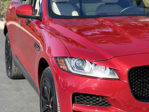 Used 2019 Jaguar F-PACE Prestige image 61