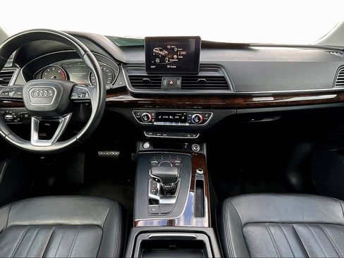 Used 2019 Audi Q5 2.0T Premium w/ Convenience Package image 14