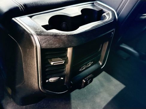 Used 2019 RAM 1500 Big Horn AWD/4WD image 28