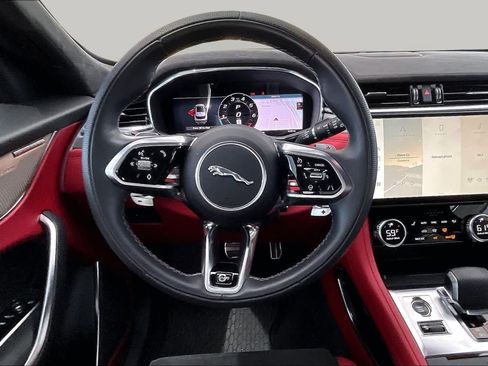 Used 2023 Jaguar F-PACE SVR AWD/4WD image 6