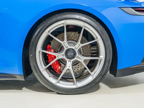 Used 2022 Porsche 911 GT3 image 13