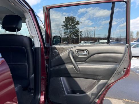 Used 2021 INFINITI QX80 Luxe w/ All-Season Package image 18