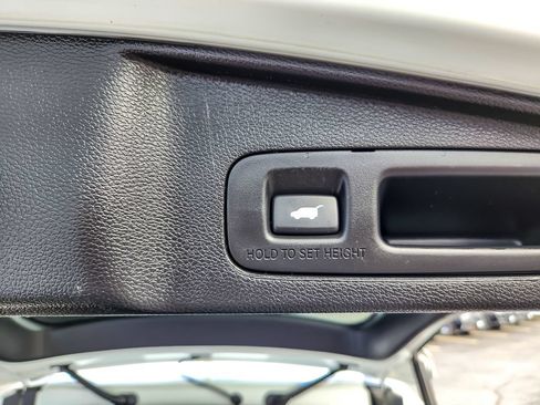 Used 2022 Honda CR-V Touring image 19
