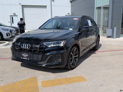 Used 2021 Audi SQ7 Prestige AWD/4WD image 5