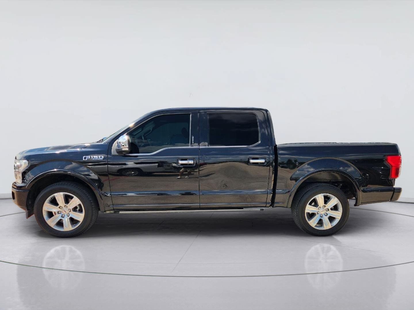 Used 2019 Ford F150 Platinum w/ Equipment Group 701A Luxury RWD image 4