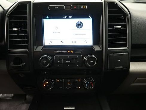 Used 2018 Ford F150 XL w/ Equipment Group 101A Mid RWD image 3
