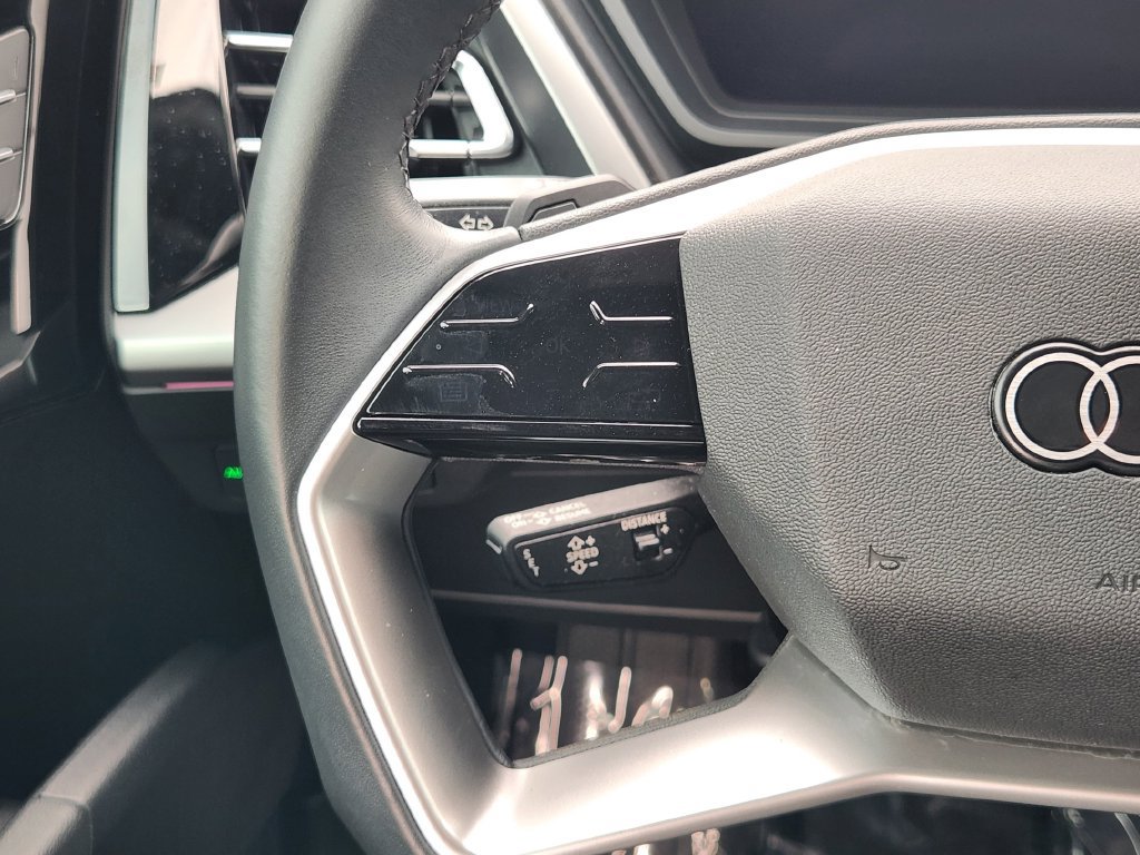 Used 2023 Audi Q4 e-tron Premium Plus AWD/4WD image 31