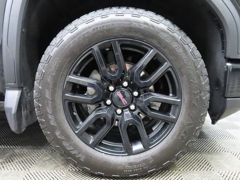 Used 2023 GMC Sierra 1500 Elevation image 8