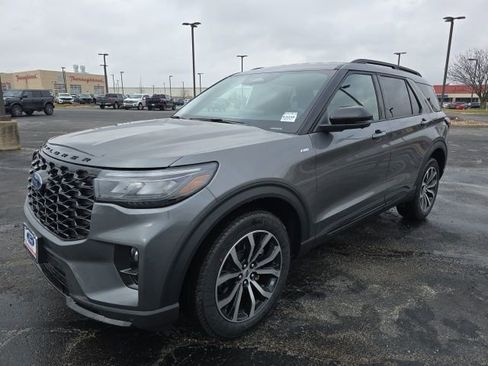 New 2026 Ford Explorer ST-Line image 1