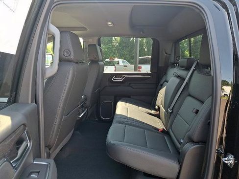 New 2026 Chevrolet Silverado 2500 LTZ w/ LTZ Premium Package AWD/4WD image 6