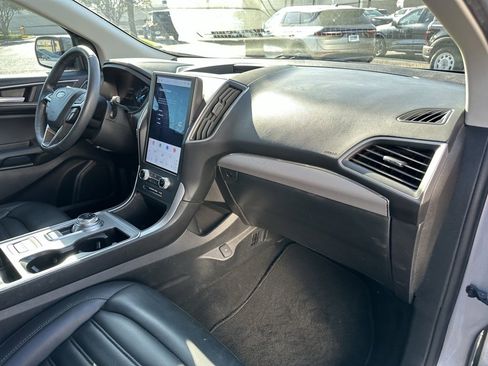Used 2022 Ford Edge SEL w/ Convenience Package image 23
