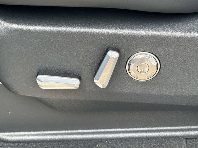 New 2027 Lincoln Navigator Black Label AWD/4WD image 19
