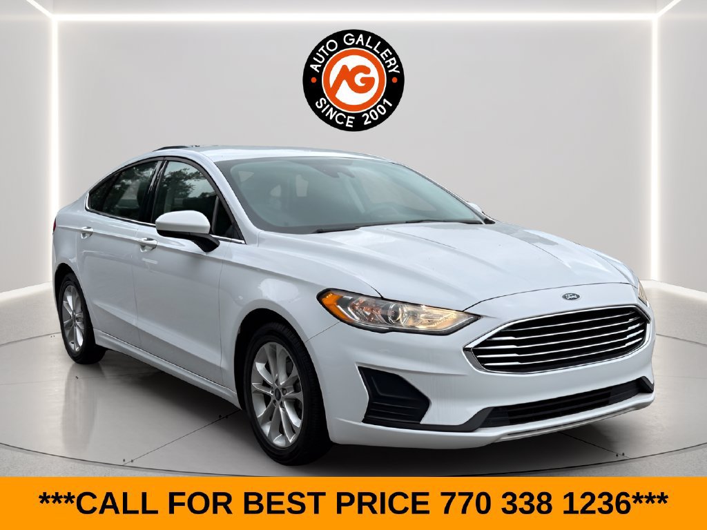 Used 2019 Ford Fusion SE FWD image 1