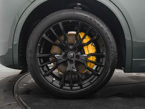 New 2025 Maserati Grecale Modena image 30