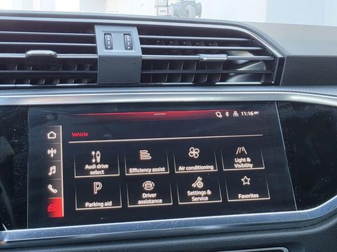 Used 2024 Audi Q3 2.0T Premium image 15