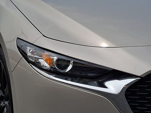 Used 2025 MAZDA MAZDA3 s FWD image 9