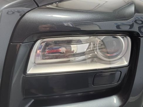 Used 2013 Rolls-Royce Ghost RWD image 23