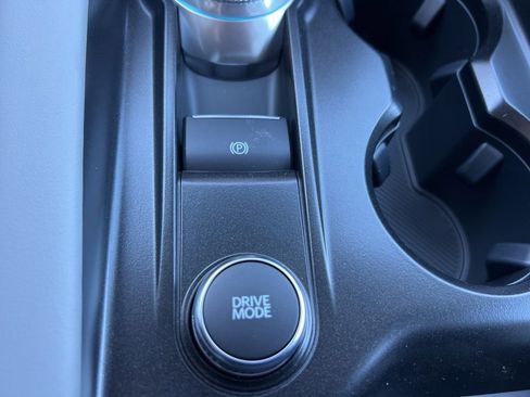 New 2026 Ford Explorer Active w/ Active Comfort Package image 20