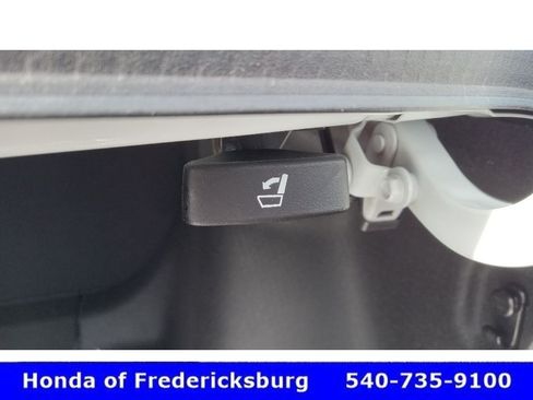 Certified 2025 Honda Accord LX image 36