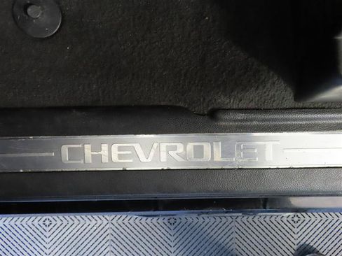 Used 2020 Chevrolet Suburban LT AWD/4WD image 13