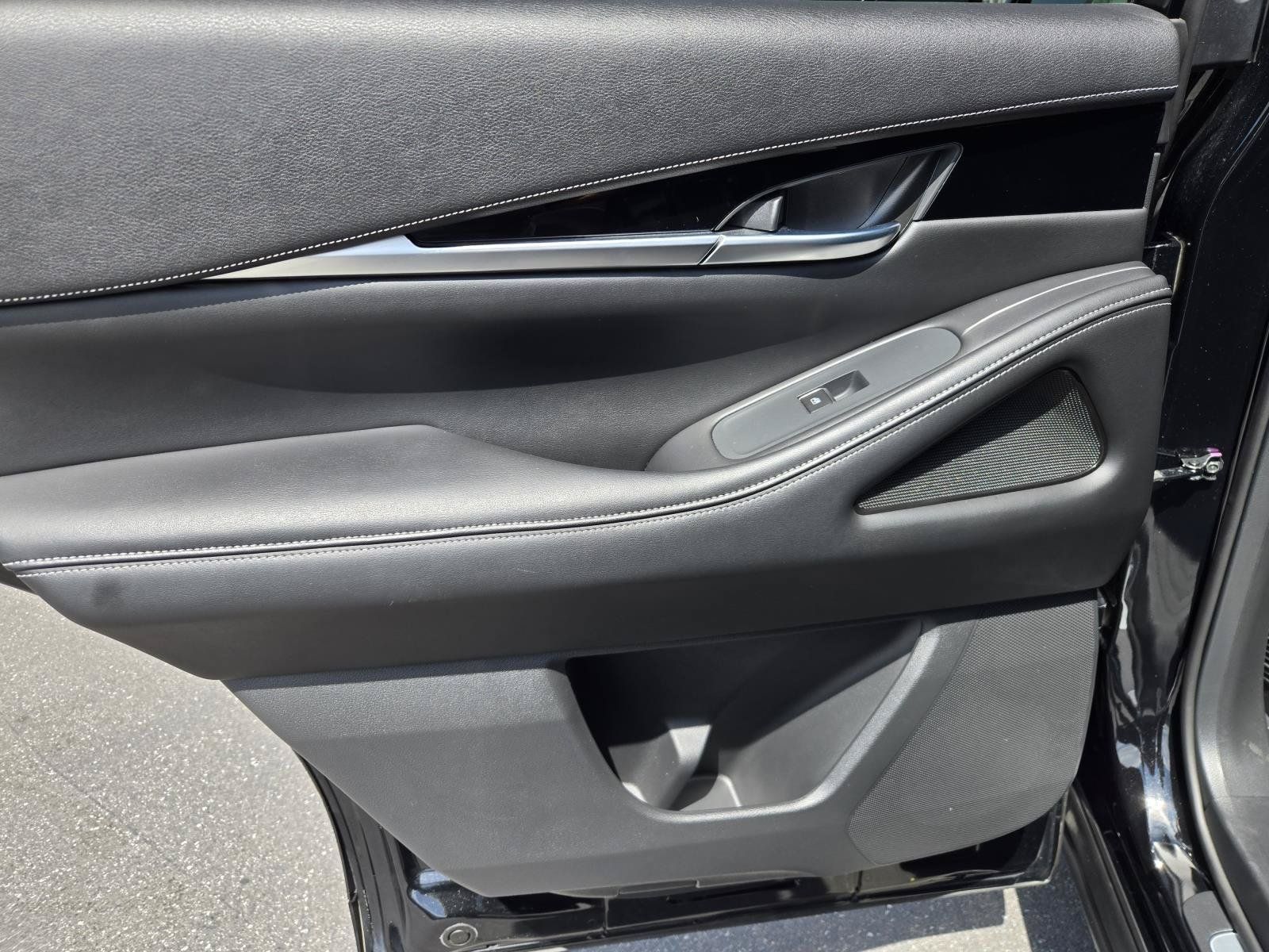 Used 2024 INFINITI QX60 Pure FWD image 28