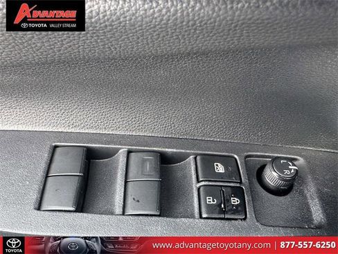 Certified 2023 Toyota Corolla SE w/ Carpet Mat Package (TMS) image 20