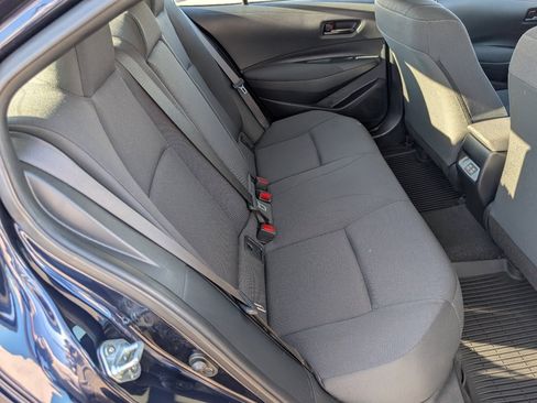 Used 2024 Toyota Corolla LE image 5