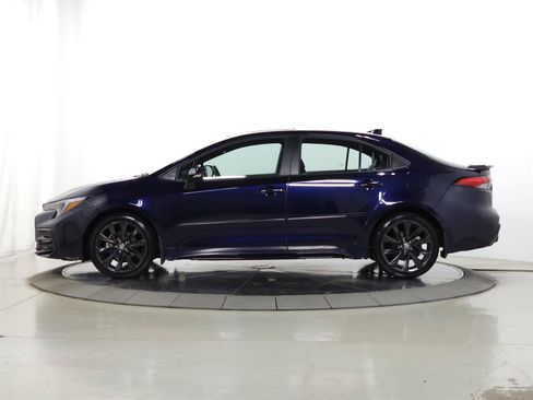 Used 2023 Toyota Corolla XSE FWD image 4