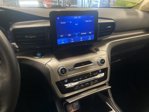 Used 2020 Ford Explorer XLT RWD image 21