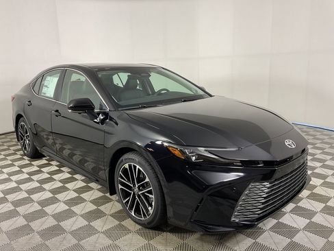 New 2026 Toyota Camry XLE image 1